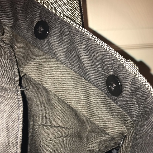 🔥 Bundle of 4 men’s pants 💥pre loved - Picture 5 of 8